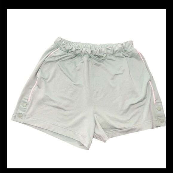 Gym Shorts Cantaloupe Green 3” Side Snap High Waist Medium Gymshark Activewear - Picture 10 of 11